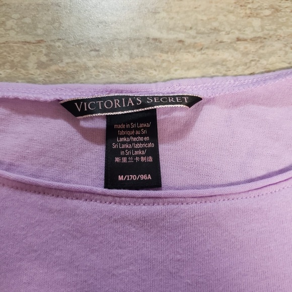 Victoria’s Secret t-shirt with sequins - Picture 3 of 9